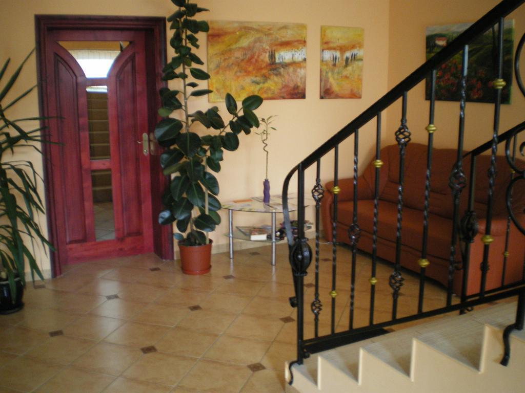 Mediterran-Apartmanok-Harkany Exterior photo