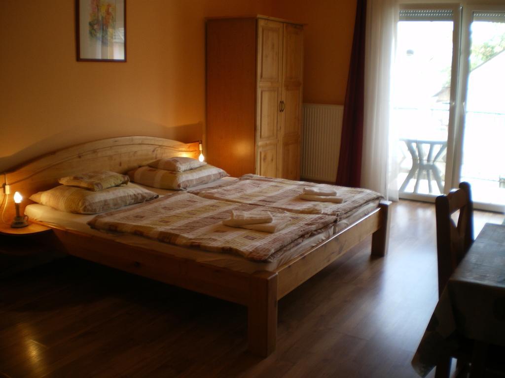 Mediterran-Apartmanok-Harkany Room photo